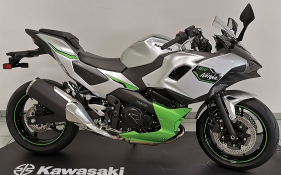 Verleihmotorrad Kawasaki Ninja 7 Hybrid vom Händler Fahrzeuge Haupt GmbH - Bild 2