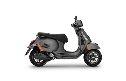 Leihmotorrad Vespa GTS 310 SuperSport