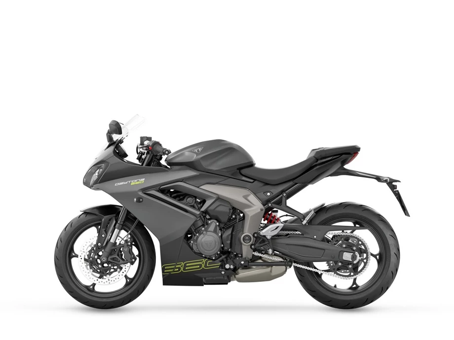 Verleihmotorrad Triumph Daytona 660 vom Händler TRIUMPH Chemnitz Böttger und Budach OHG Bild 14: Verleihmotorrad Triumph Daytona 660 vom Händler TRIUMPH Chemnitz Böttger und Budach OHG