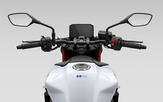 Verleihmotorrad Honda CB750 Hornet vom Händler Goos GmbH & Co. KG - Bild 10 Verleihmotorrad Honda CB750 Hornet vom Händler Goos GmbH & Co. KG - Bild 10