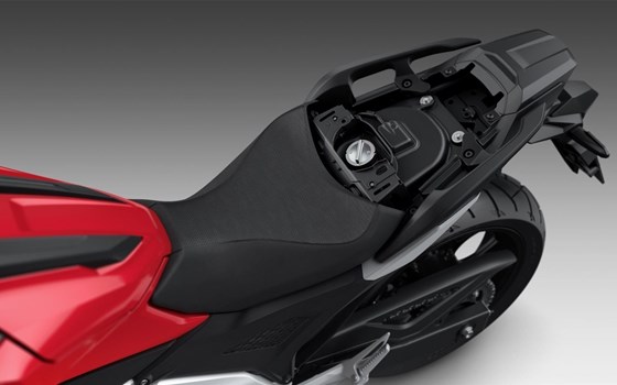 Verleihmotorrad Honda NC750X DCT vom Händler Goos GmbH & Co. KG - Bild 13 Verleihmotorrad Honda NC750X DCT vom Händler Goos GmbH & Co. KG - Bild 13