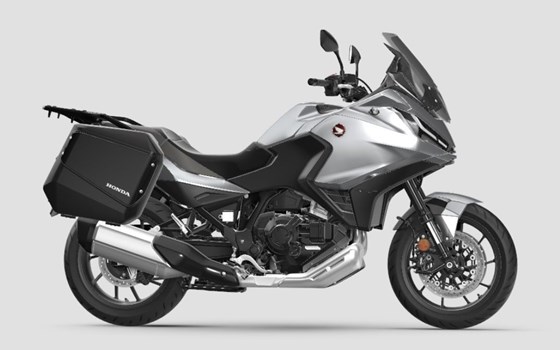 Verleihmotorrad Honda NT1100 DCT vom Händler Goos GmbH & Co. KG - Bild 2 Verleihmotorrad Honda NT1100 DCT vom Händler Goos GmbH & Co. KG - Bild 2