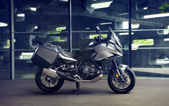 Verleihmotorrad Honda NT1100 DCT vom Händler Goos GmbH & Co. KG - Bild 5 Verleihmotorrad Honda NT1100 DCT vom Händler Goos GmbH & Co. KG - Bild 5