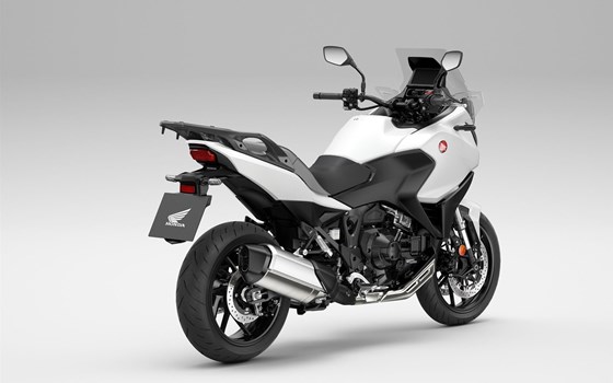 Verleihmotorrad Honda NT1100 DCT vom Händler Goos GmbH & Co. KG - Bild 9 Verleihmotorrad Honda NT1100 DCT vom Händler Goos GmbH & Co. KG - Bild 9