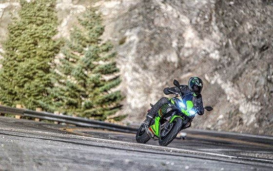 Verleihmotorrad Kawasaki Ninja 650 vom Händler Goos GmbH & Co. KG - Bild 12 Verleihmotorrad Kawasaki Ninja 650 vom Händler Goos GmbH & Co. KG - Bild 12