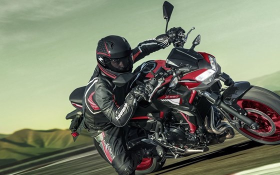 Verleihmotorrad Kawasaki Z650 vom Händler Goos GmbH & Co. KG - Bild 13 Verleihmotorrad Kawasaki Z650 vom Händler Goos GmbH & Co. KG - Bild 13