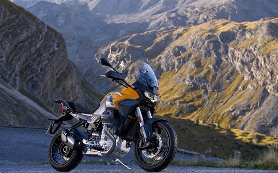Verleihmotorrad Moto Guzzi Stelvio vom Händler Goos GmbH & Co. KG - Bild 27 Verleihmotorrad Moto Guzzi Stelvio vom Händler Goos GmbH & Co. KG - Bild 27