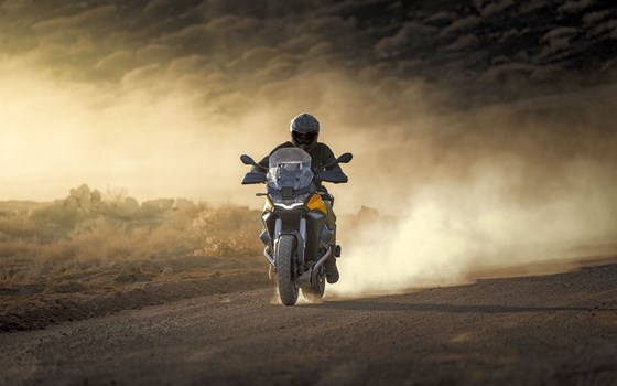 Verleihmotorrad Moto Guzzi Stelvio vom Händler Goos GmbH & Co. KG - Bild 7 Verleihmotorrad Moto Guzzi Stelvio vom Händler Goos GmbH & Co. KG - Bild 7