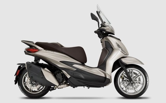 Verleihmotorrad Piaggio Beverly 400 vom Händler Goos GmbH & Co. KG - Bild 3 Verleihmotorrad Piaggio Beverly 400 vom Händler Goos GmbH & Co. KG - Bild 3