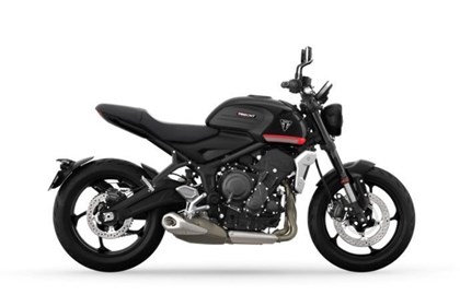 Leihmotorrad Triumph Trident 660