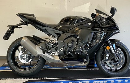Leihmotorrad Yamaha R1
