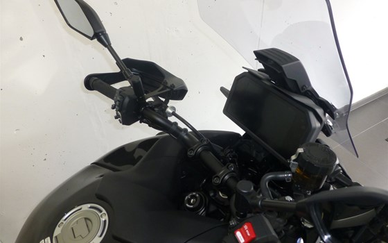 Verleihmotorrad Yamaha Tracer 9 GT+ vom Händler Keller Motos - Bild 5 Verleihmotorrad Yamaha Tracer 9 GT+ vom Händler Keller Motos - Bild 5