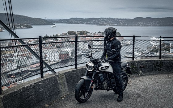 Verleihmotorrad Husqvarna Vitpilen 401 vom Händler Hertrampf Racing Emsbüren - Bild 13 Verleihmotorrad Husqvarna Vitpilen 401 vom Händler Hertrampf Racing Emsbüren - Bild 13