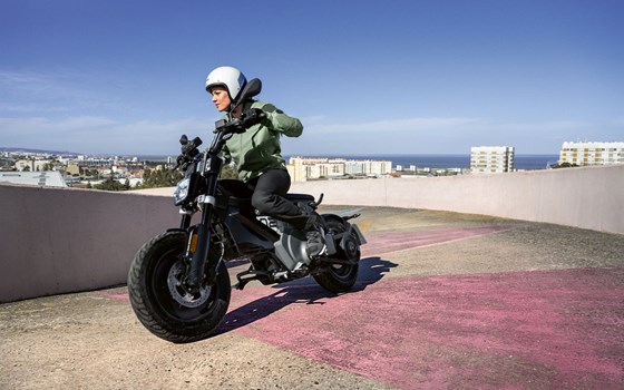 Verleihmotorrad BMW CE 02 11kW vom Händler Motorrad Witzel GmbH - Bild 5 Verleihmotorrad BMW CE 02 11kW vom Händler Motorrad Witzel GmbH - Bild 5