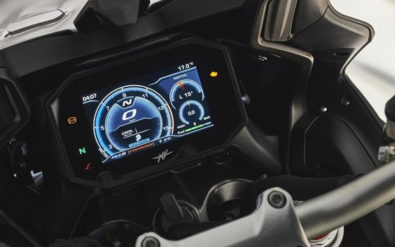 Verleihmotorrad MV Agusta Turismo Veloce 800 Lusso SCS vom Händler Road Star Motorcycles GmbH - Bild 5 Verleihmotorrad MV Agusta Turismo Veloce 800 Lusso SCS vom Händler Road Star Motorcycles GmbH - Bild 5