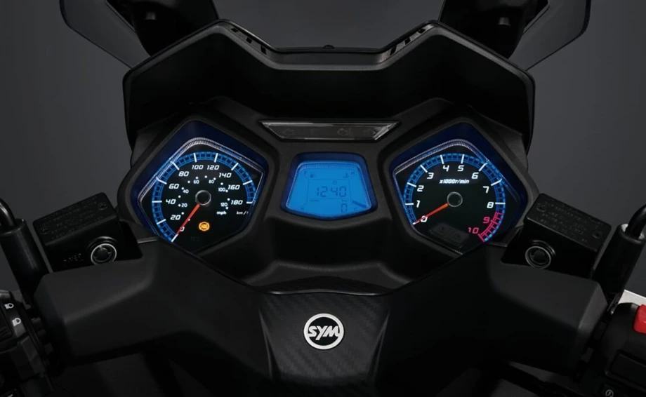 Verleihmotorrad Sym Joymax Z+ 300i vom Händler Jürgen Rapp e.K. Bild 2: Verleihmotorrad Sym Joymax Z+ 300i vom Händler Jürgen Rapp e.K.