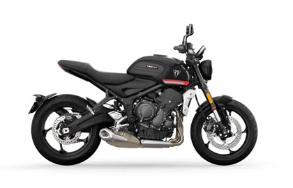 Leihmotorrad Triumph Trident 660