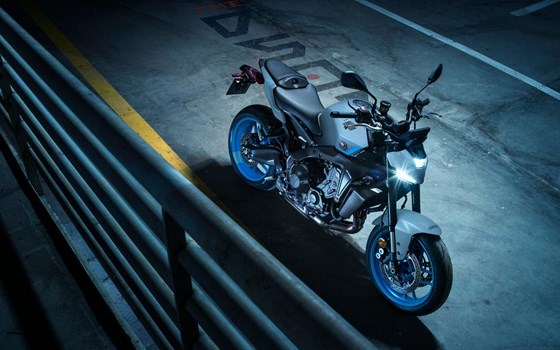 Verleihmotorrad Yamaha MT-09 Y-AMT vom Händler Zweirad Center Gawelleck - Bild 4 Verleihmotorrad Yamaha MT-09 Y-AMT vom Händler Zweirad Center Gawelleck - Bild 4