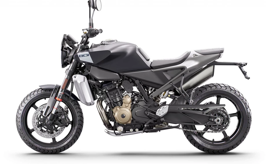 Verleihmotorrad Husqvarna Svartpilen 801 vom Händler Motorrad-Technik Alvermann & Appelt GbR Bild 6: Verleihmotorrad Husqvarna Svartpilen 801 vom Händler Motorrad-Technik Alvermann & Appelt GbR