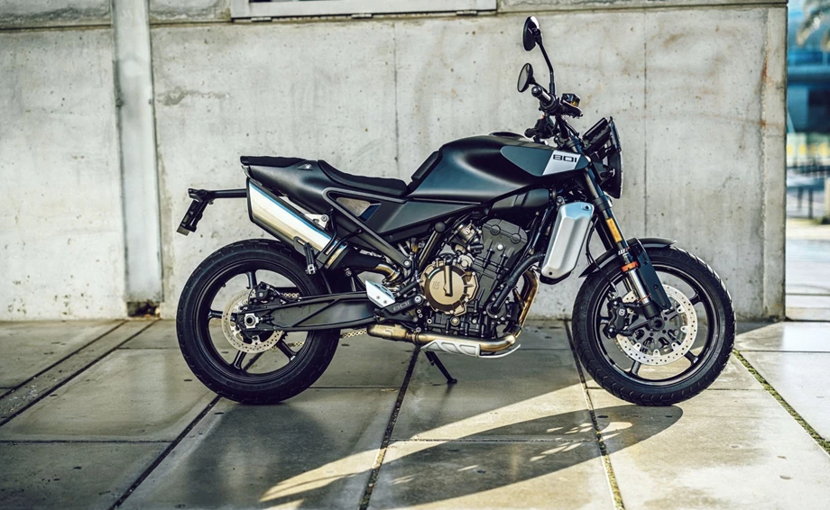 Verleihmotorrad Husqvarna Svartpilen 801 vom Händler Motorrad-Technik Alvermann & Appelt GbR Bild 12: Verleihmotorrad Husqvarna Svartpilen 801 vom Händler Motorrad-Technik Alvermann & Appelt GbR