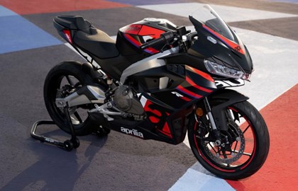 Leihmotorrad Aprilia RS 457