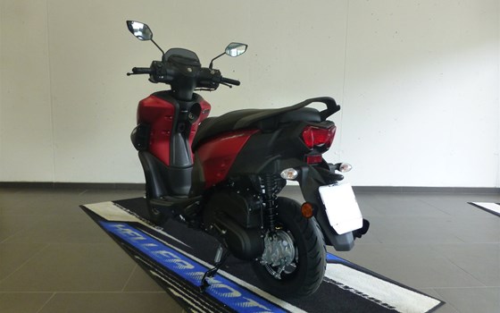 Verleihmotorrad Yamaha RayZR vom Händler Keller Motos - Bild 4 Verleihmotorrad Yamaha RayZR vom Händler Keller Motos - Bild 4