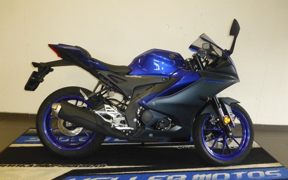 Verleihmotorrad Yamaha R125 vom Händler Keller Motos - Bild 1 Verleihmotorrad Yamaha R125 vom Händler Keller Motos - Bild 1