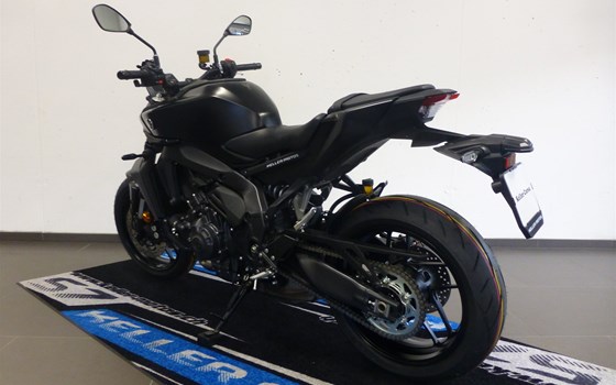 Verleihmotorrad Yamaha MT-09 Y-AMT vom Händler Keller Motos - Bild 4