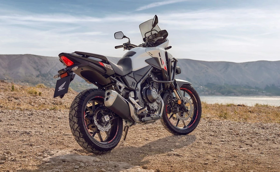 Verleihmotorrad Honda NX500 vom Händler Tempo-Zweirad-Treff GmbH Bild 10: Verleihmotorrad Honda NX500 vom Händler Tempo-Zweirad-Treff GmbH