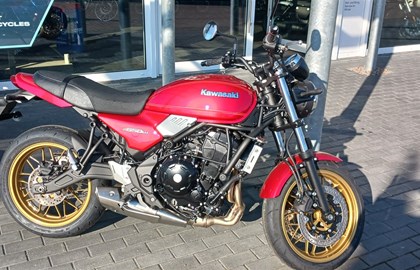 Leihmotorrad Kawasaki Z650 RS