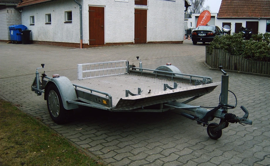 Verleihmotorrad Anhänger Motorradanhänger vom Händler Hartmut Eils Motorradhandel Bild 1: Verleihmotorrad Anhänger Motorradanhänger vom Händler Hartmut Eils Motorradhandel