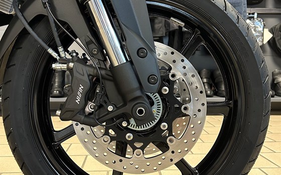 Verleihmotorrad Suzuki V-Strom 800 vom Händler Motorrad Matthies GmbH - Bild 11