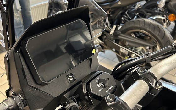 Verleihmotorrad Suzuki V-Strom 800 vom Händler Motorrad Matthies GmbH - Bild 6