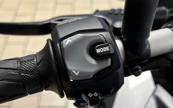 Verleihmotorrad Suzuki V-Strom 800 vom Händler Motorrad Matthies GmbH - Bild 7