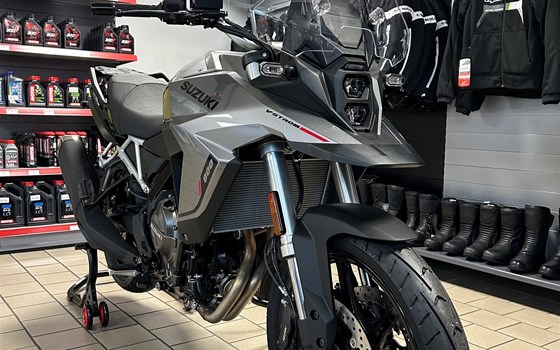 Verleihmotorrad Suzuki V-Strom 800 vom Händler Motorrad Matthies GmbH - Bild 3