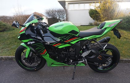 Leihmotorrad Kawasaki Ninja ZX-6R