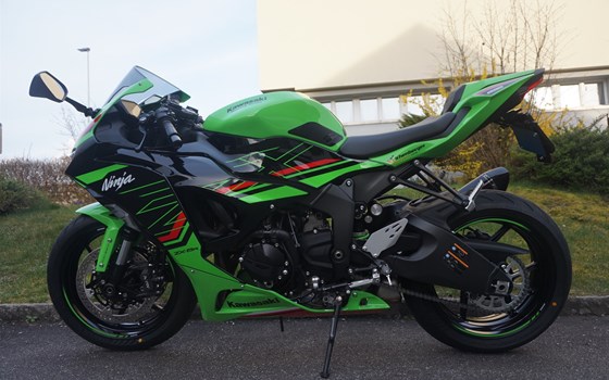 Verleihmotorrad Kawasaki Ninja ZX-6R vom Händler Eichenberger Zweirad-Sport - Bild 8 Verleihmotorrad Kawasaki Ninja ZX-6R vom Händler Eichenberger Zweirad-Sport - Bild 8