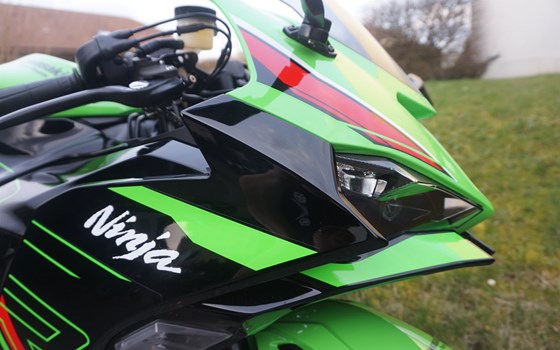 Verleihmotorrad Kawasaki Ninja ZX-6R vom Händler Eichenberger Zweirad-Sport - Bild 9 Verleihmotorrad Kawasaki Ninja ZX-6R vom Händler Eichenberger Zweirad-Sport - Bild 9