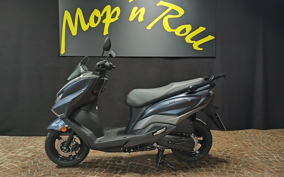 Verleihmotorrad Suzuki Burgman Street 125EX vom Händler Mop ´n Roll GmbH - Bild 2 Verleihmotorrad Suzuki Burgman Street 125EX vom Händler Mop ´n Roll GmbH - Bild 2
