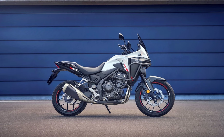 Verleihmotorrad Honda NX500 vom Händler Motorrad Bolte Bild 12: Verleihmotorrad Honda NX500 vom Händler Motorrad Bolte