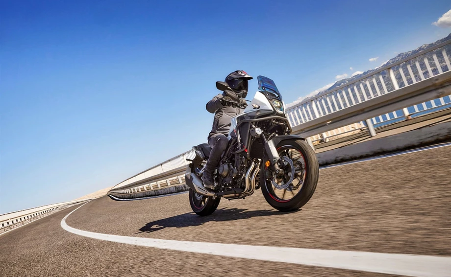 Verleihmotorrad Honda NX500 vom Händler Motorrad Bolte Bild 13: Verleihmotorrad Honda NX500 vom Händler Motorrad Bolte