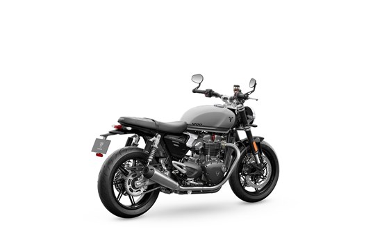 Verleihmotorrad Triumph Speed Twin 1200 vom Händler TRIUMPH Chemnitz Böttger und Budach OHG - Bild 13 Verleihmotorrad Triumph Speed Twin 1200 vom Händler TRIUMPH Chemnitz Böttger und Budach OHG - Bild 13