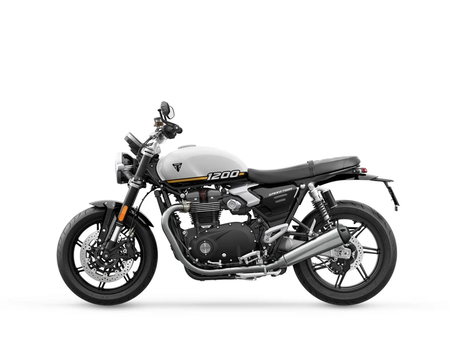Verleihmotorrad Triumph Speed Twin 1200 vom Händler TRIUMPH Chemnitz Böttger und Budach OHG Bild 6: Verleihmotorrad Triumph Speed Twin 1200 vom Händler TRIUMPH Chemnitz Böttger und Budach OHG