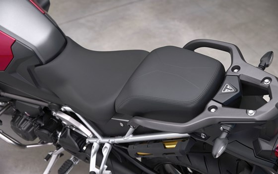 Verleihmotorrad Triumph Tiger 1200 GT Explorer vom Händler TRIUMPH Chemnitz Böttger und Budach OHG - Bild 11 Verleihmotorrad Triumph Tiger 1200 GT Explorer vom Händler TRIUMPH Chemnitz Böttger und Budach OHG - Bild 11