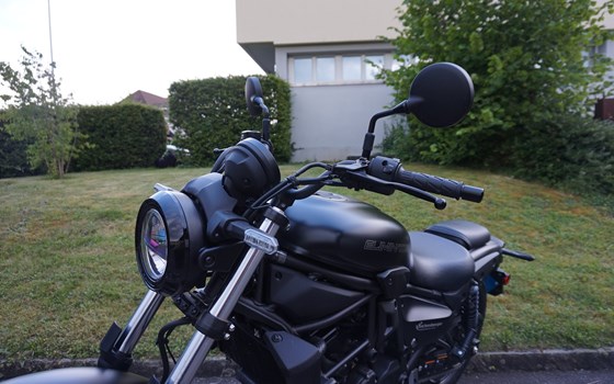 Verleihmotorrad Kawasaki Eliminator 500 vom Händler Eichenberger Zweirad-Sport - Bild 5 Verleihmotorrad Kawasaki Eliminator 500 vom Händler Eichenberger Zweirad-Sport - Bild 5