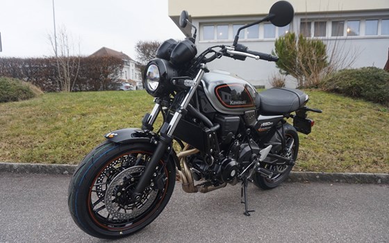 Verleihmotorrad Kawasaki Z650 RS vom Händler Eichenberger Zweirad-Sport - Bild 2 Verleihmotorrad Kawasaki Z650 RS vom Händler Eichenberger Zweirad-Sport - Bild 2