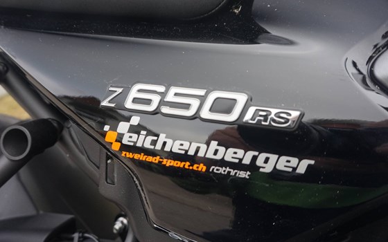 Verleihmotorrad Kawasaki Z650 RS vom Händler Eichenberger Zweirad-Sport - Bild 9 Verleihmotorrad Kawasaki Z650 RS vom Händler Eichenberger Zweirad-Sport - Bild 9