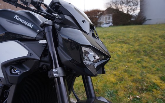 Verleihmotorrad Kawasaki Z900 vom Händler Eichenberger Zweirad-Sport - Bild 10 Verleihmotorrad Kawasaki Z900 vom Händler Eichenberger Zweirad-Sport - Bild 10