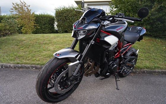 Verleihmotorrad Kawasaki Z900 vom Händler Eichenberger Zweirad-Sport - Bild 2