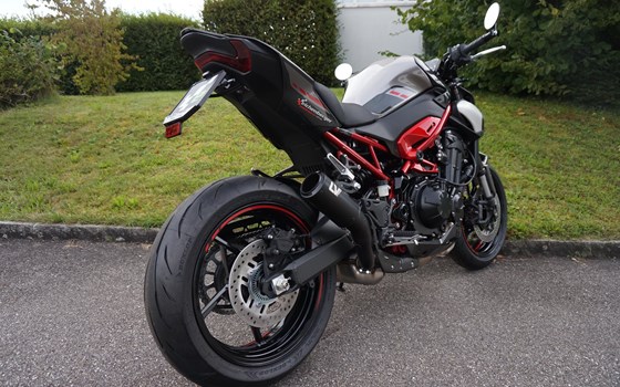 Verleihmotorrad Kawasaki Z900 vom Händler Eichenberger Zweirad-Sport - Bild 4